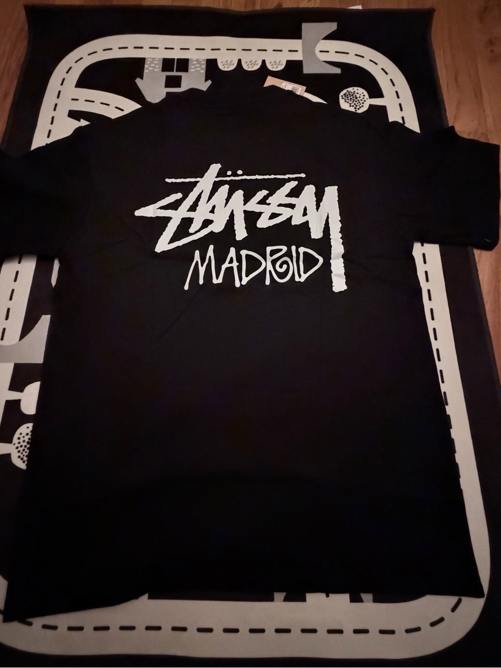 Stüssy Madrid Blacm Graphic Tee Size M